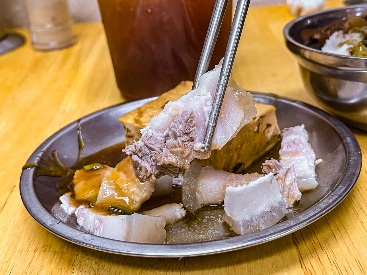 北投中繼市場美食,黃家酸菜滷肉飯