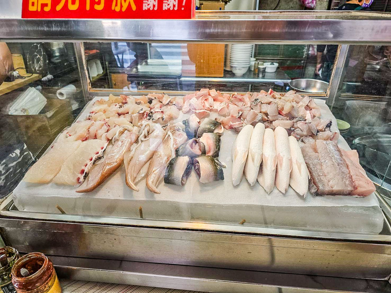 台南鮮魚湯,萬成鮮魚湯