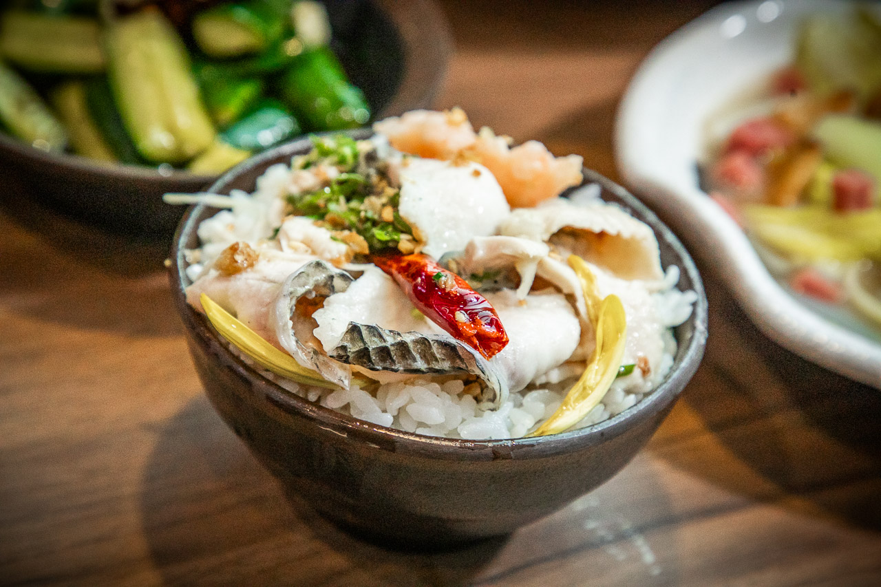 台北酸菜魚，刁民酸菜魚