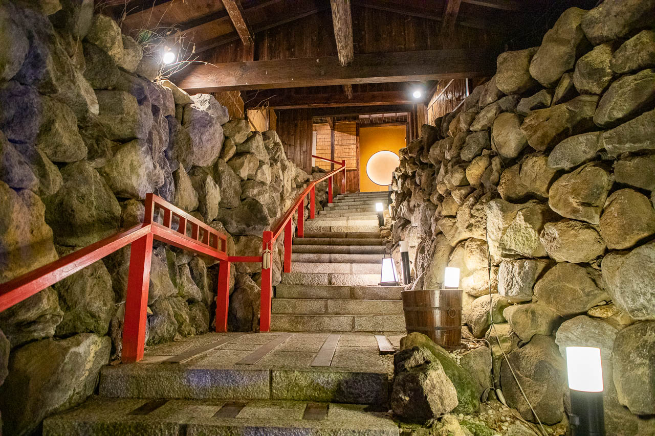 湯西川溫泉,本家伴久溫泉旅館