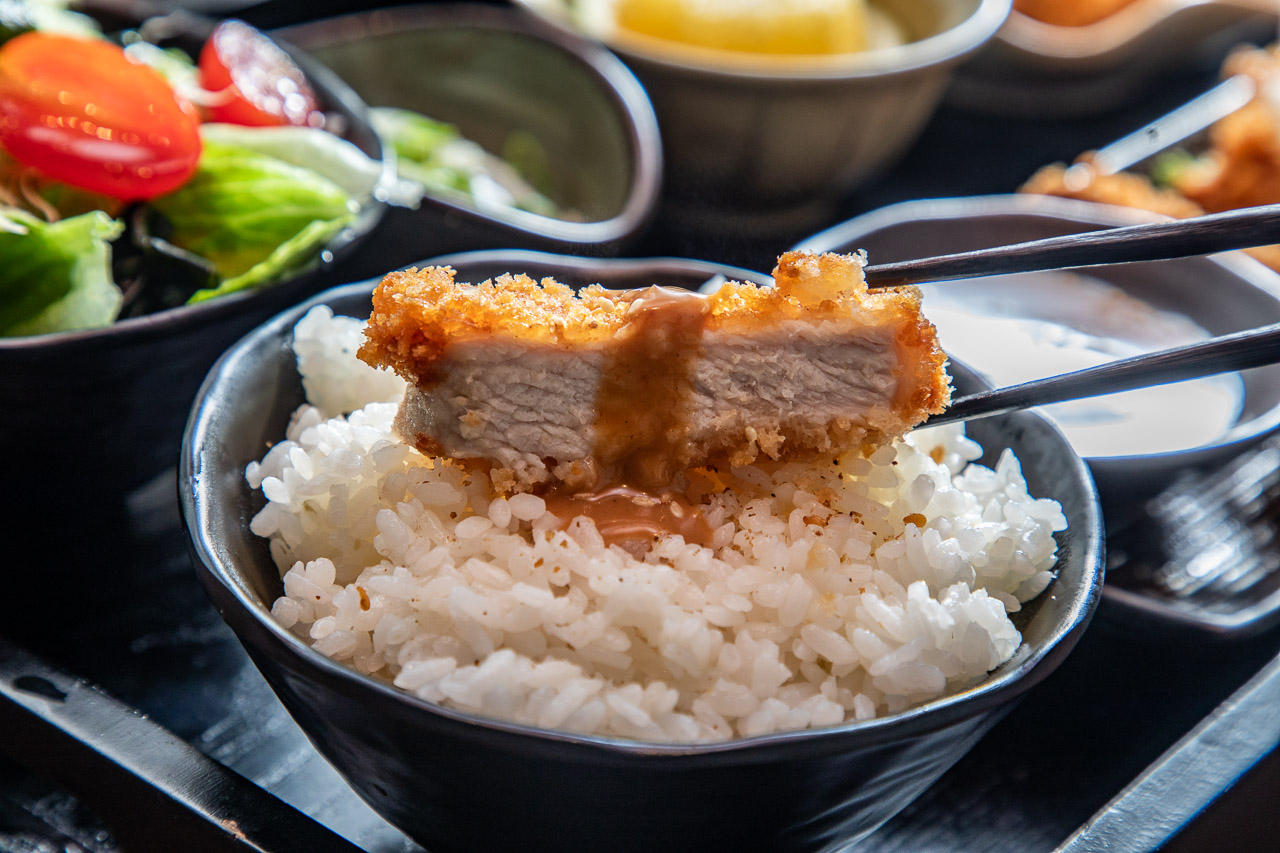 埔里美食,宮本武丼直火肉山燒肉丼埔里店