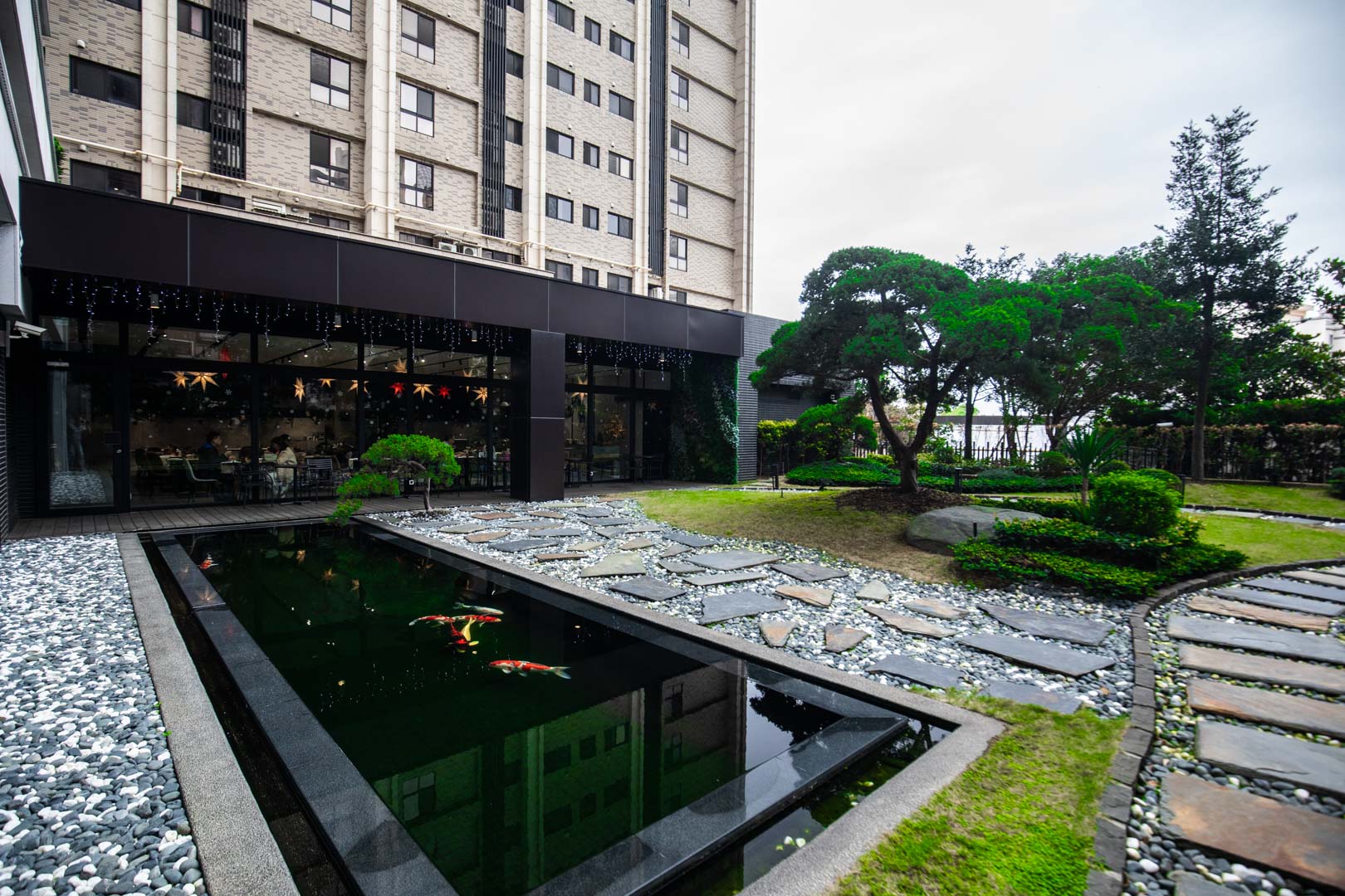 青埔美食,Angle 371 西餐廳