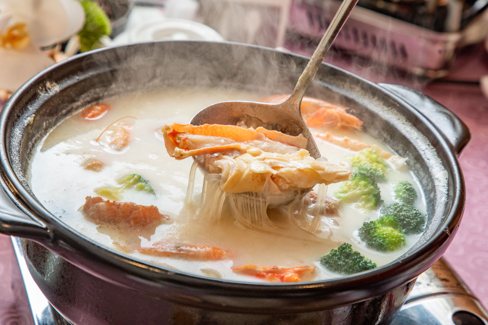 台北美食,台北火鍋,台北海鮮火鍋,台北鍋物,台北豆漿鍋,凱達大飯店家宴中餐廳 @大手牽小手。玩樂趣