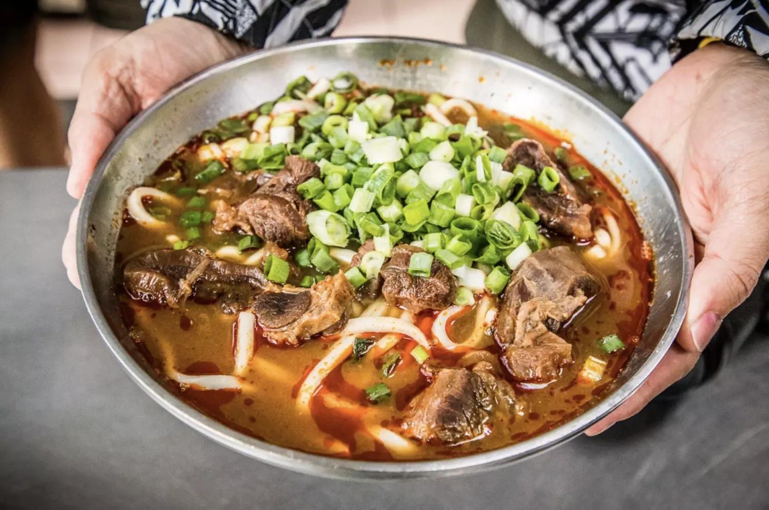 中壢美食,中壢小吃,中壢牛肉麵,中壢永川牛肉麵,中壢便宜牛肉麵 @大手牽小手。玩樂趣