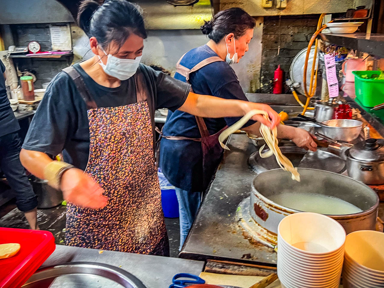花蓮美食,河南砂鍋手工扯麵（姐妹店）