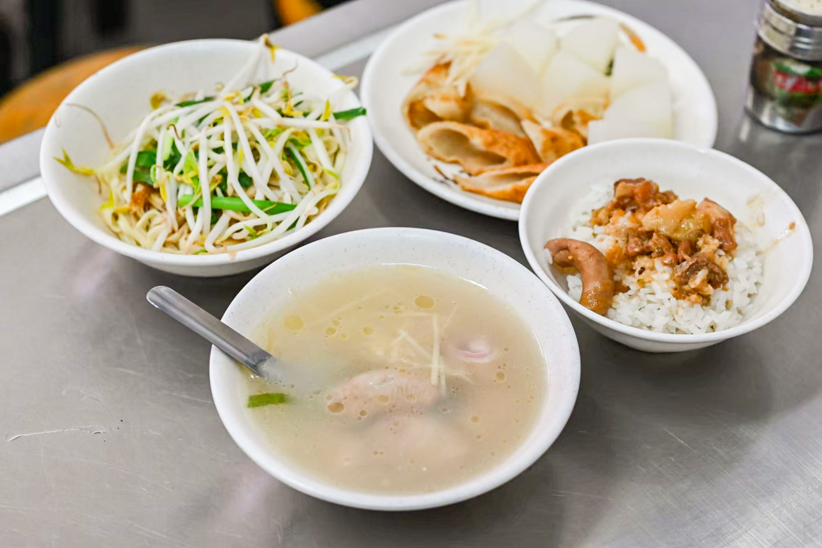 基隆美食,五層豬腸湯