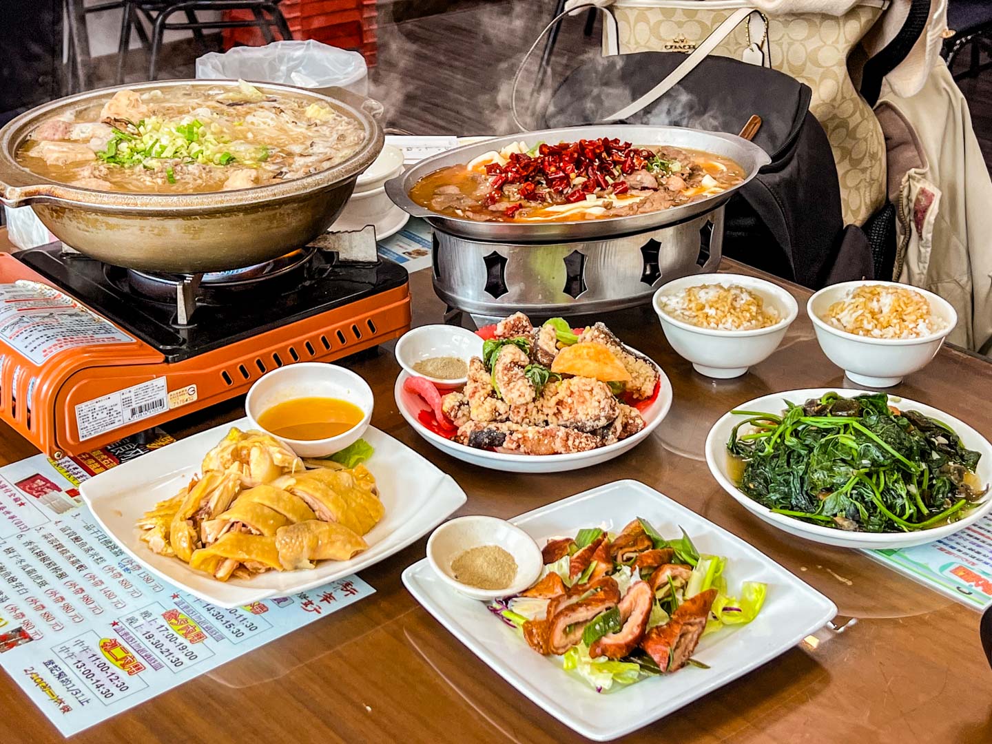 桃園美食,桃園聚餐,桃園快炒,桃園熱炒,桃園海鮮餐廳,三街海鮮屋 @大手牽小手。玩樂趣