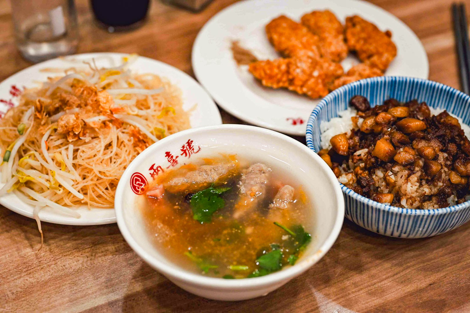台北美食,艋舺商圈,萬華美食,兩喜號魷魚焿 @大手牽小手。玩樂趣