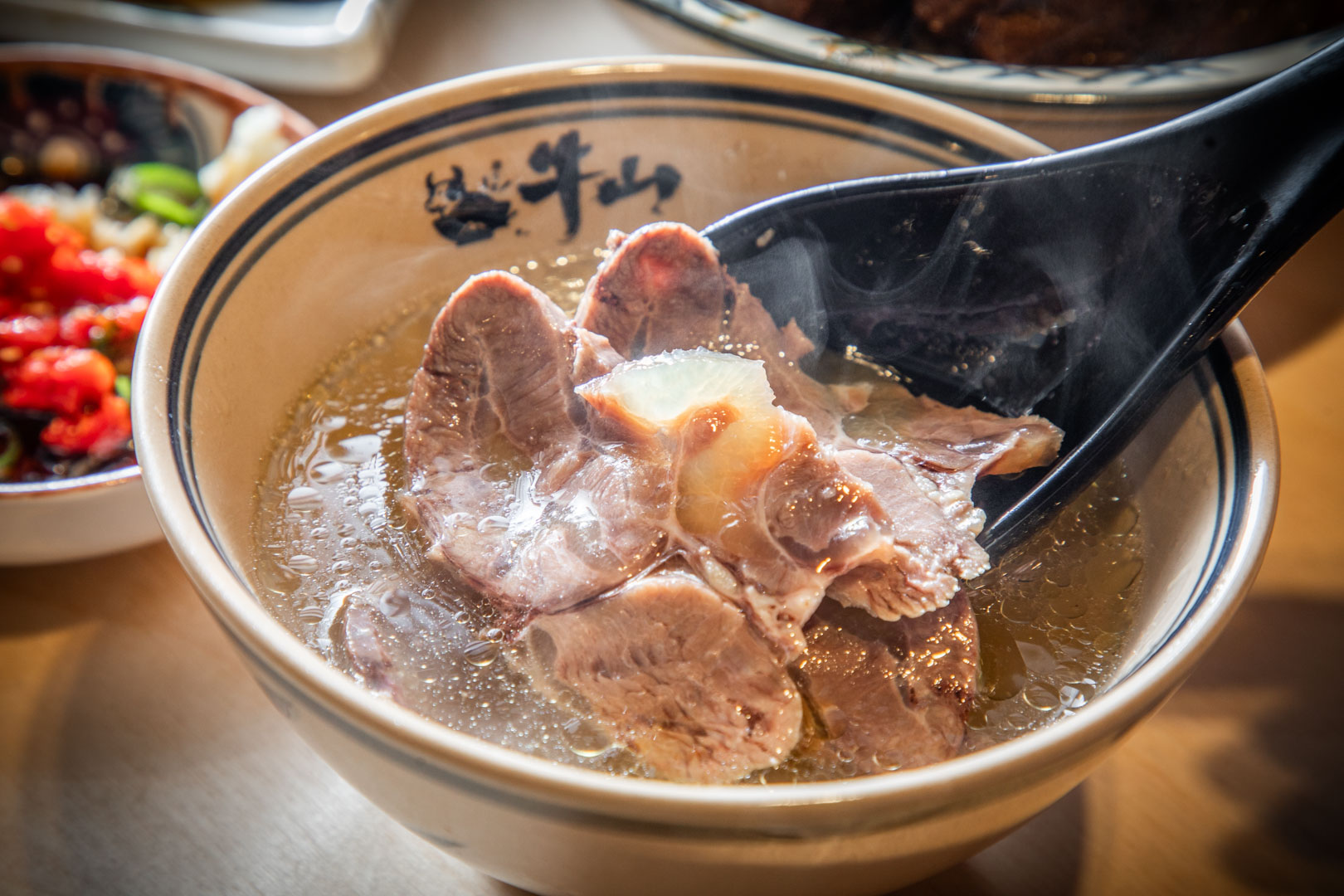 桃園美食,牛山清燉牛肉麵