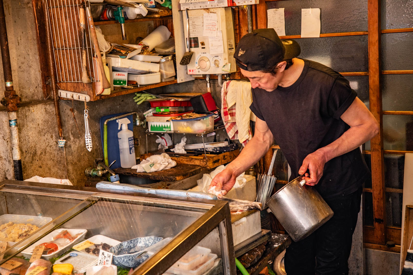 大阪黑門市場美食,鮮魚魚豐