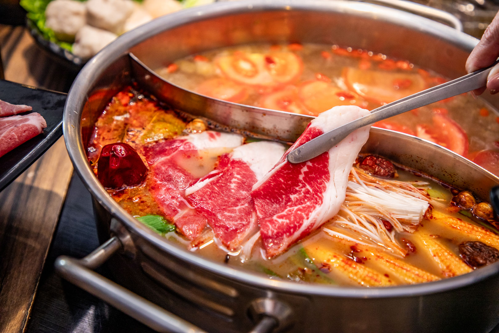 林口吃到飽,巴適經典麻辣鍋林口店