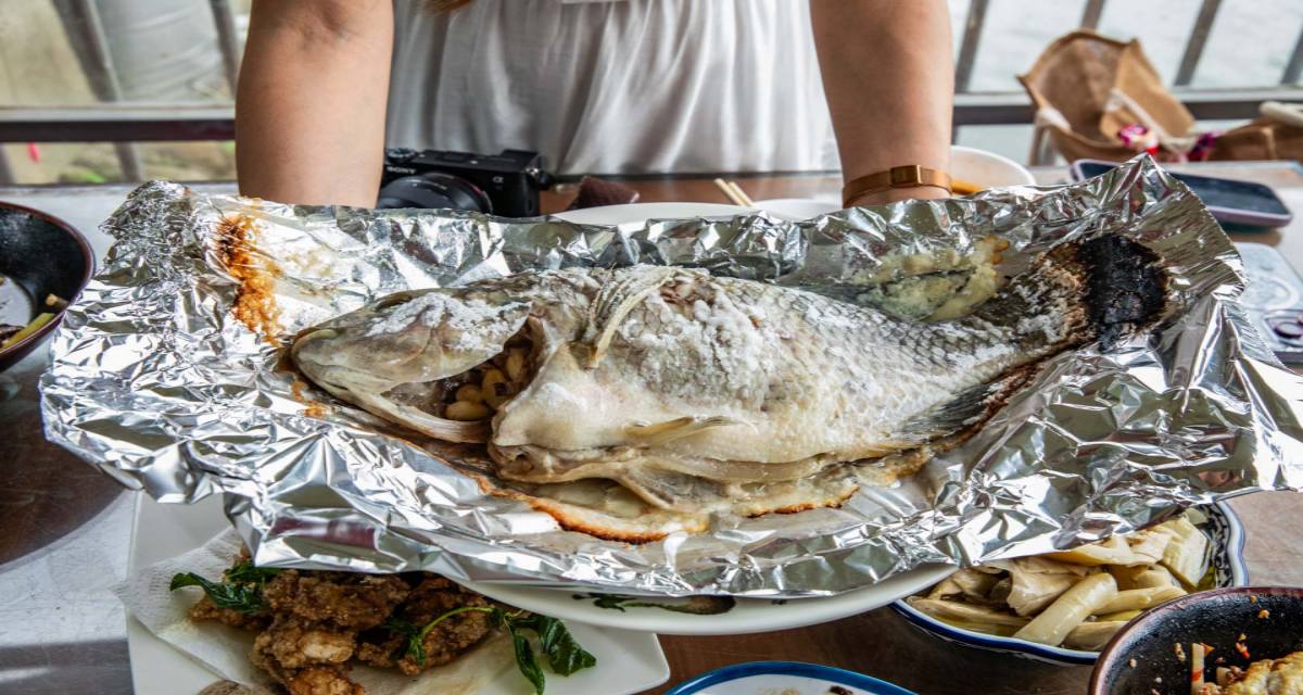 龍潭美食,龍潭小吃,桃園鹽烤魚,龍潭鹽烤魚,龍潭客家菜,三步五食休閒魚池 @大手牽小手。玩樂趣