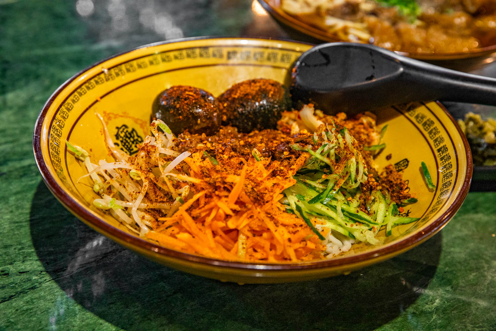 花蓮牛肉麵,六里屯麵食專家