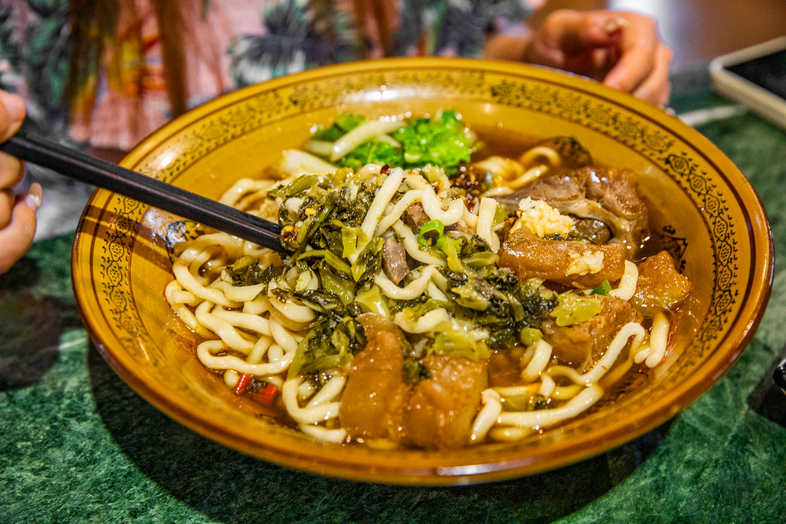 花蓮牛肉麵,六里屯麵食專家