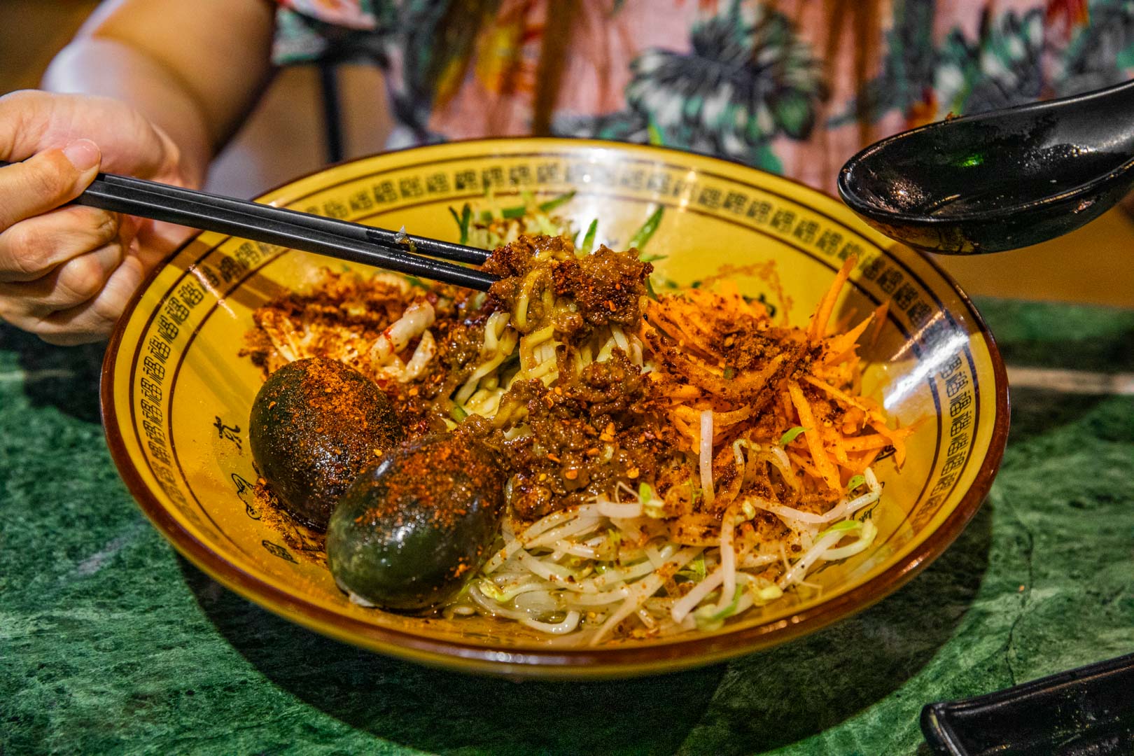 花蓮牛肉麵,六里屯麵食專家