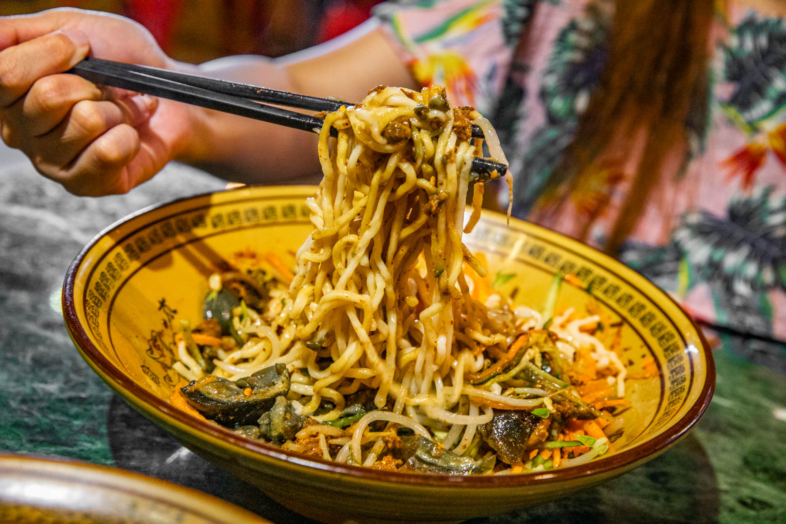 花蓮牛肉麵,六里屯麵食專家