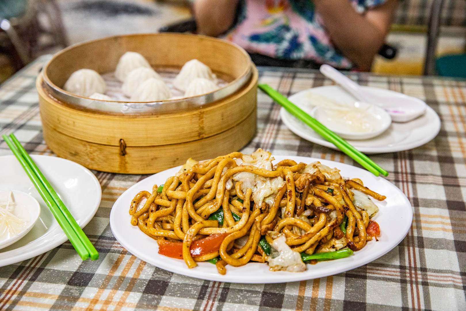 花蓮美食,花蓮小吃,花蓮小籠湯包,花蓮炒麵,橄欖園麵食館 @大手牽小手。玩樂趣