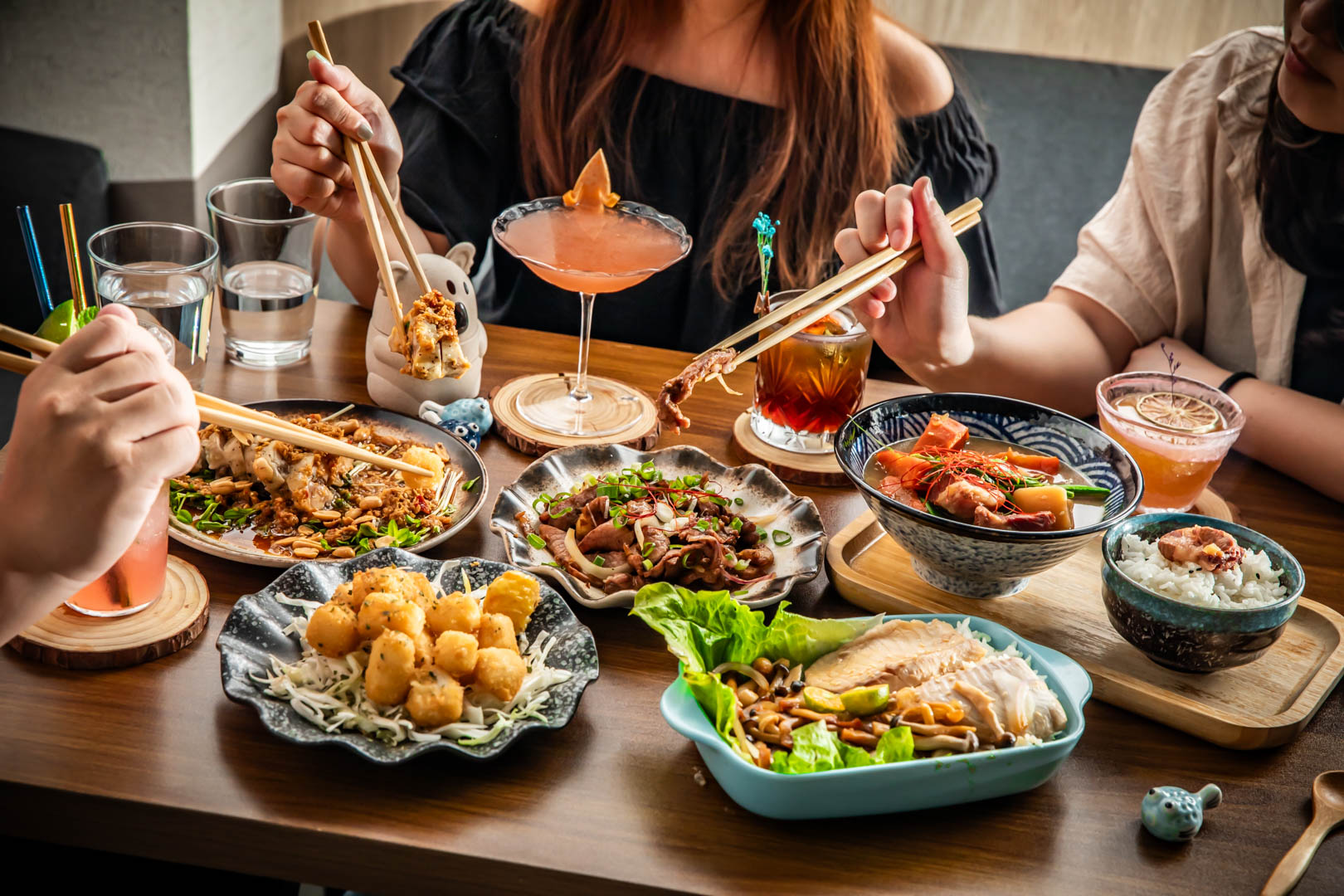 台中聚餐,台中美食,台中宵夜,台中酒吧,台中調酒,台中餐酒館 @大手牽小手。玩樂趣