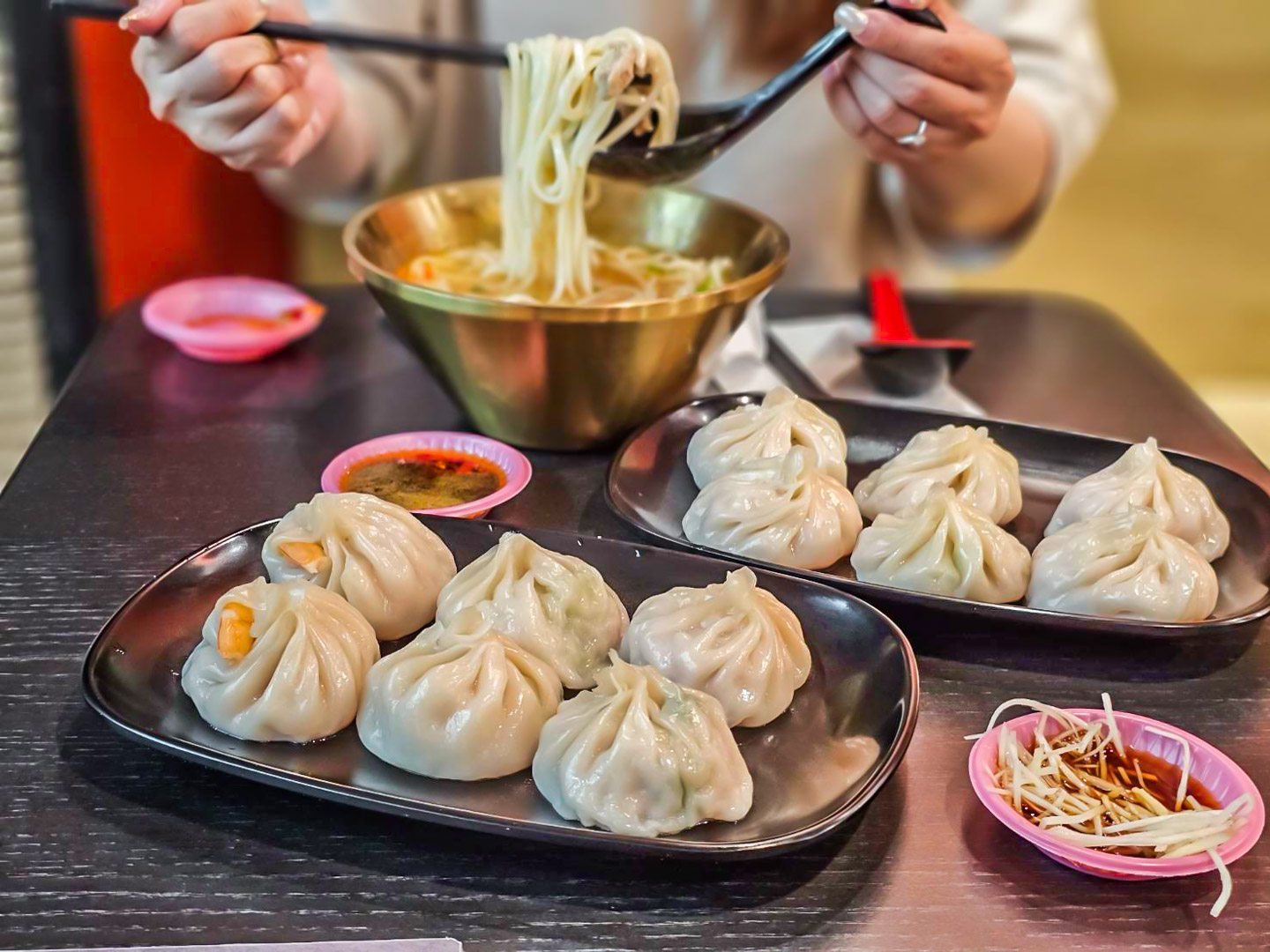 中原美食,林永方手工湯包麵線赤肉羹