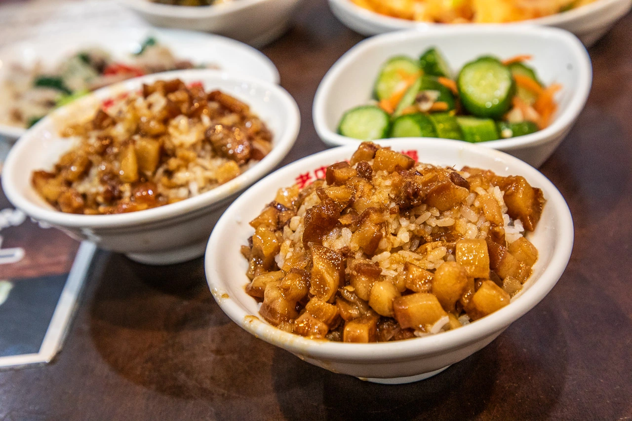 高雄小吃,高雄必吃,高雄美食,高雄肉燥飯,老店柏弘肉燥 @大手牽小手。玩樂趣