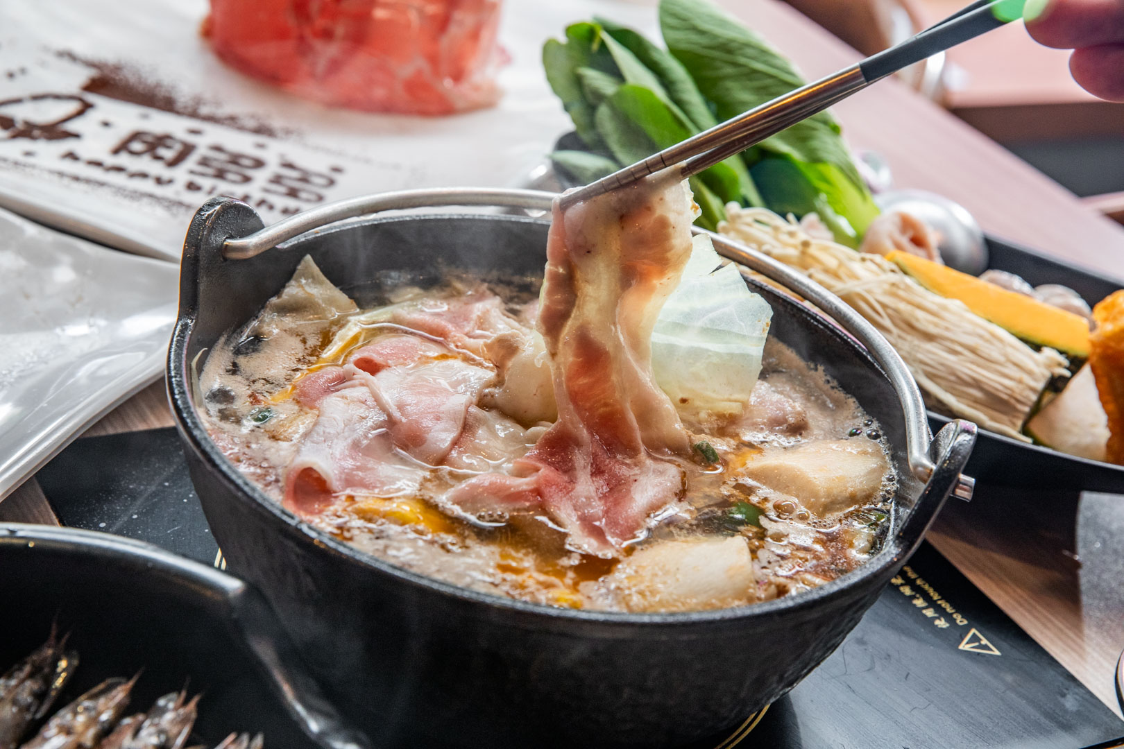 桃園火鍋,肉多多火鍋桃園中華店
