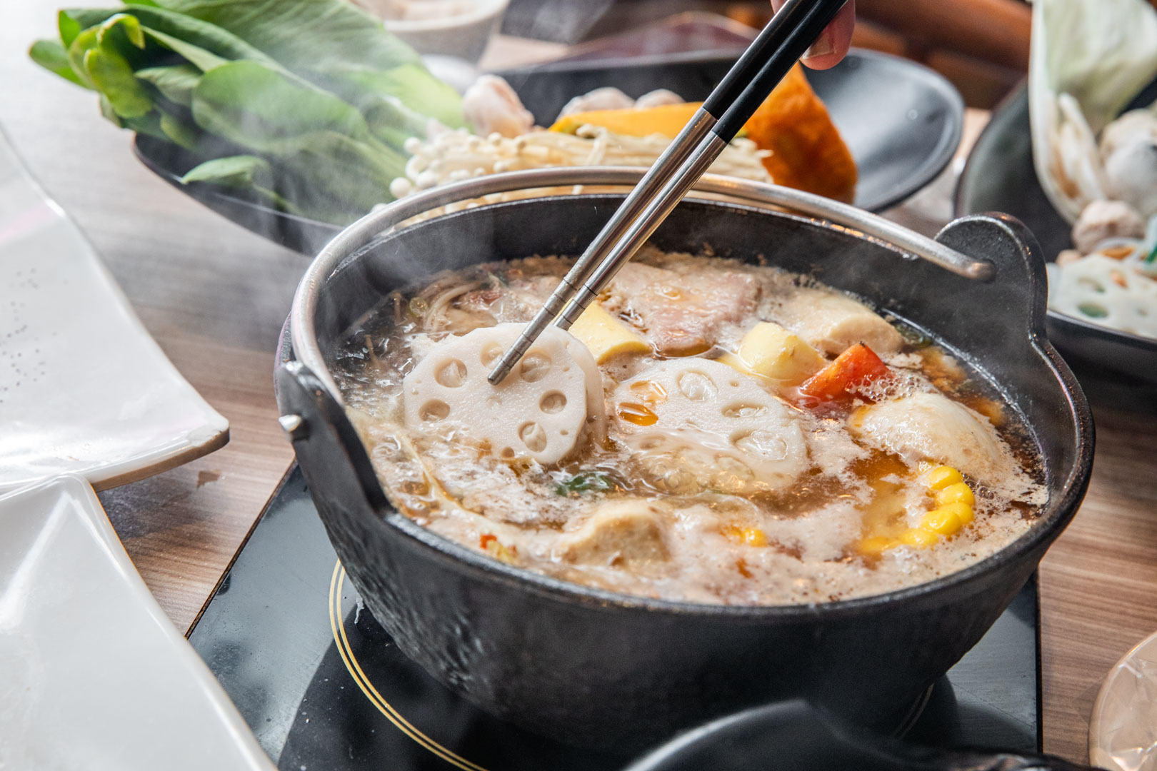 桃園火鍋,肉多多火鍋桃園中華店