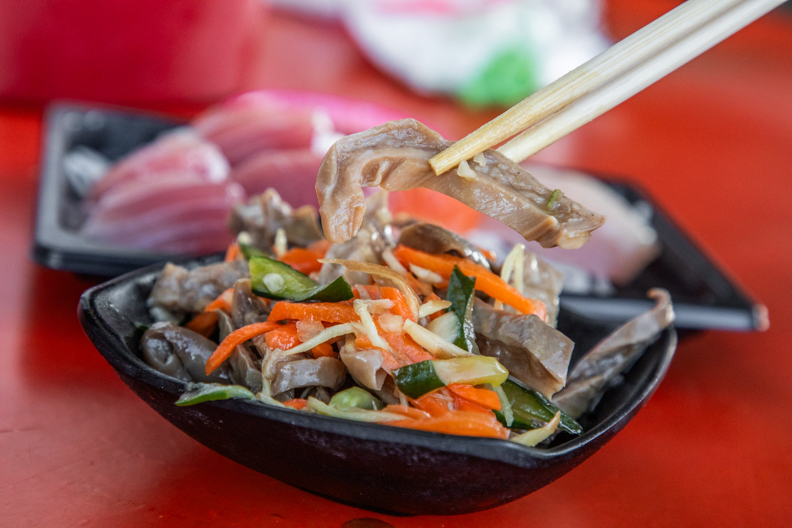 東港生魚片,萬多利生魚片