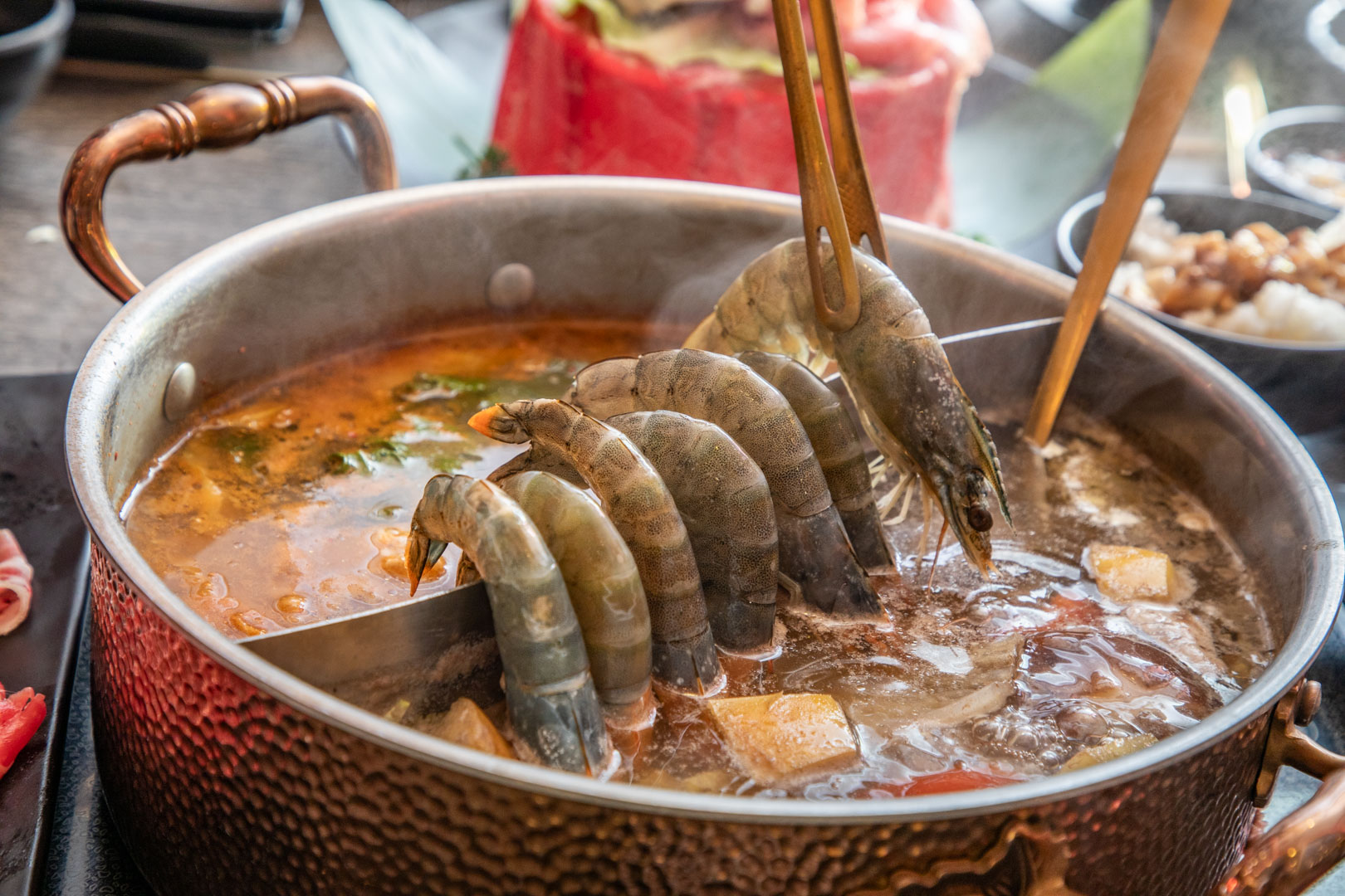 桃園吃到飽,超夯川麻辣火鍋蘆竹店