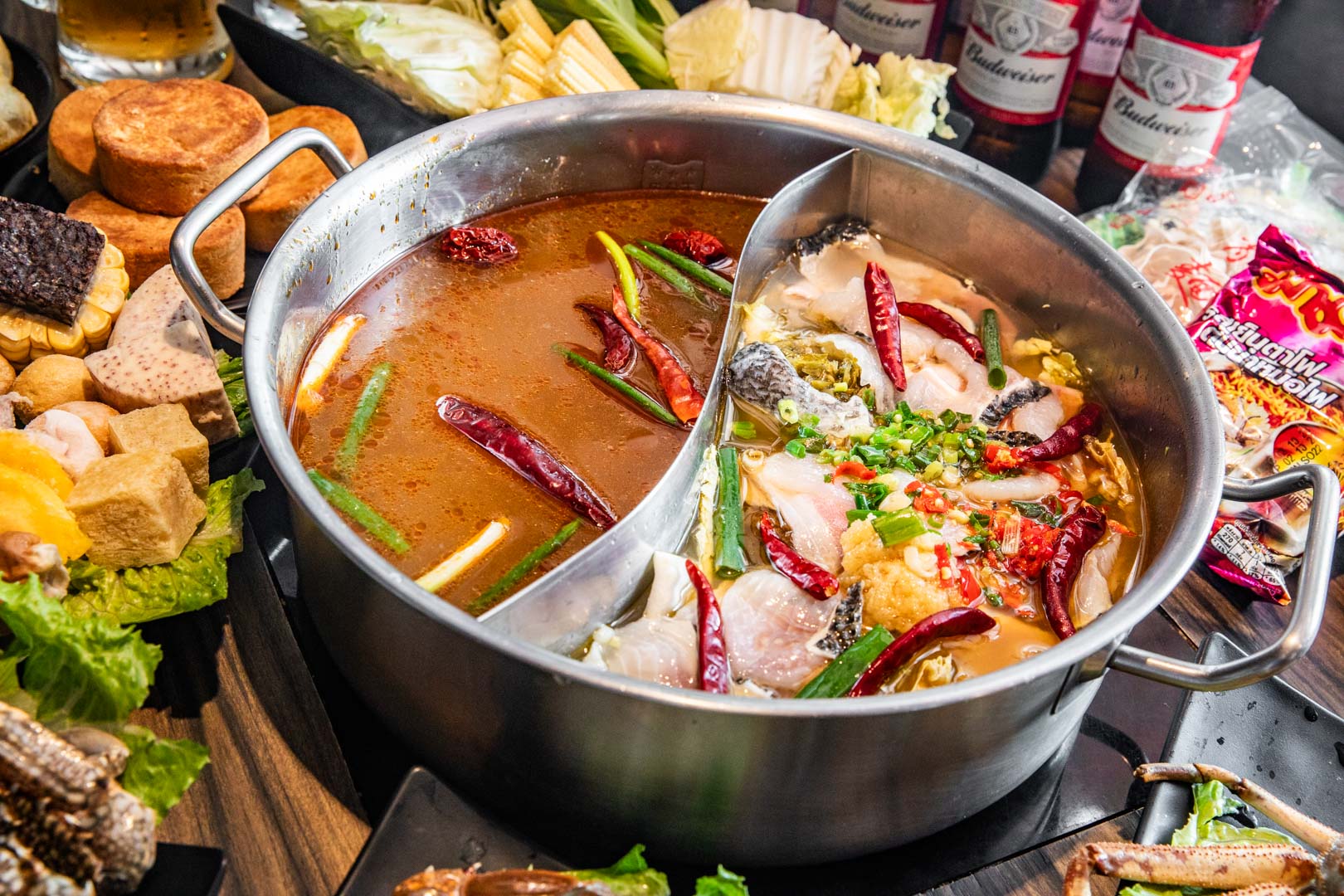 林口吃到飽,巴適經典麻辣鍋林口店