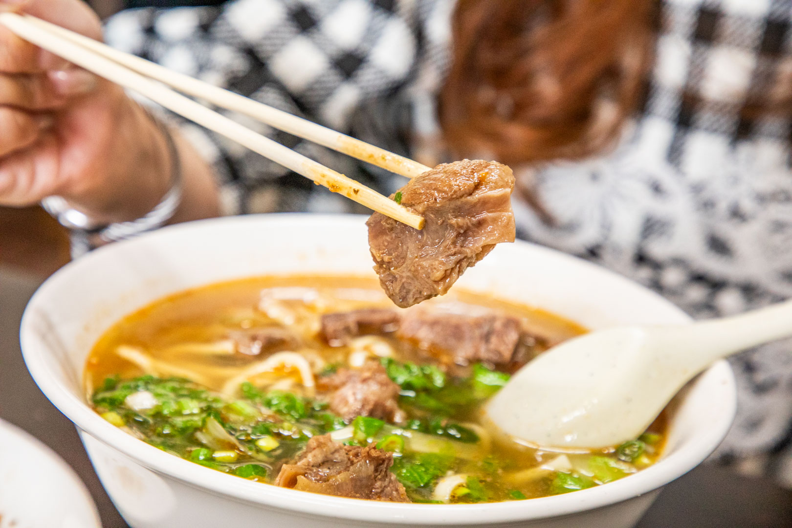 苗栗美食,苗栗牛肉麵,牛師父牛肉麵