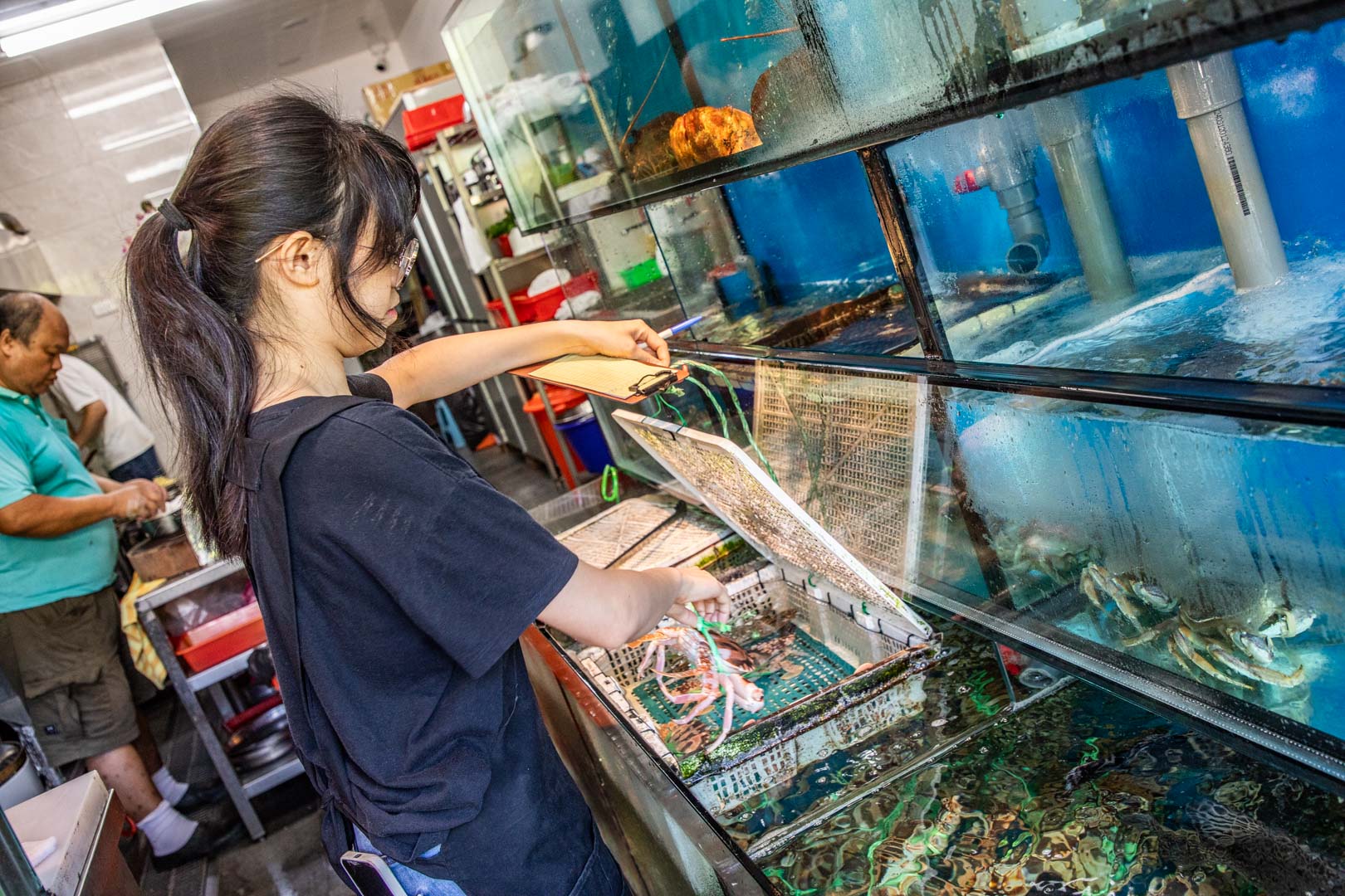 龜吼漁港海鮮、萬里蟹、明發料理坊