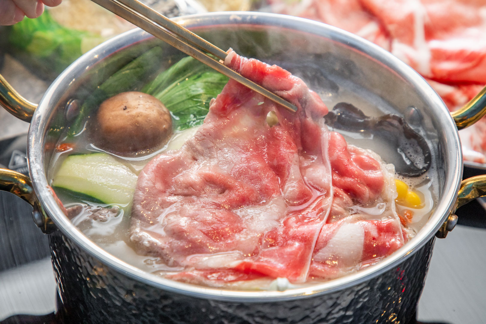 桃園火鍋,寒聚精緻鍋物-桃園正光店