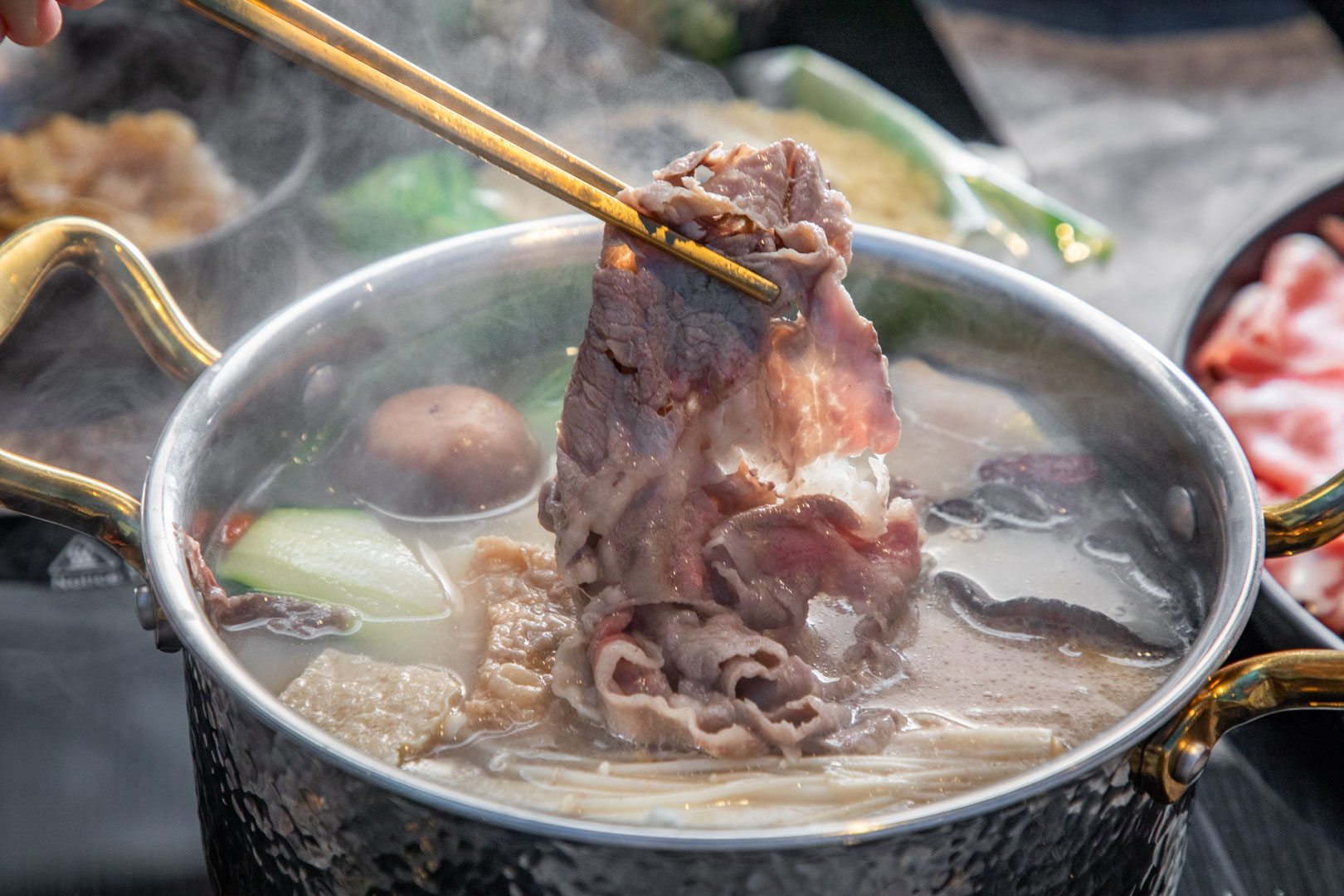 桃園火鍋,寒聚精緻鍋物-桃園正光店