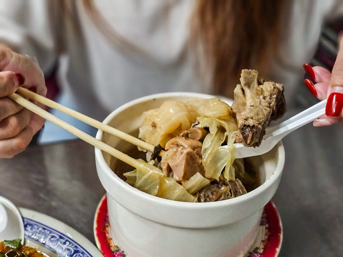 彰化宵夜,彰化美食,永樂夜市關帝廟無名蘿蔔糕、燉湯