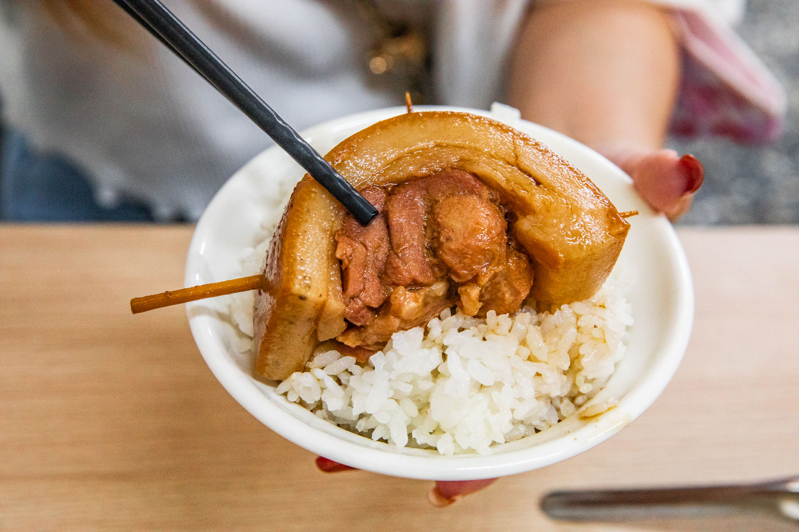 彰化小吃,彰化爌肉飯,過溝仔榕樹下爌肉飯,彰化美食 @大手牽小手。玩樂趣