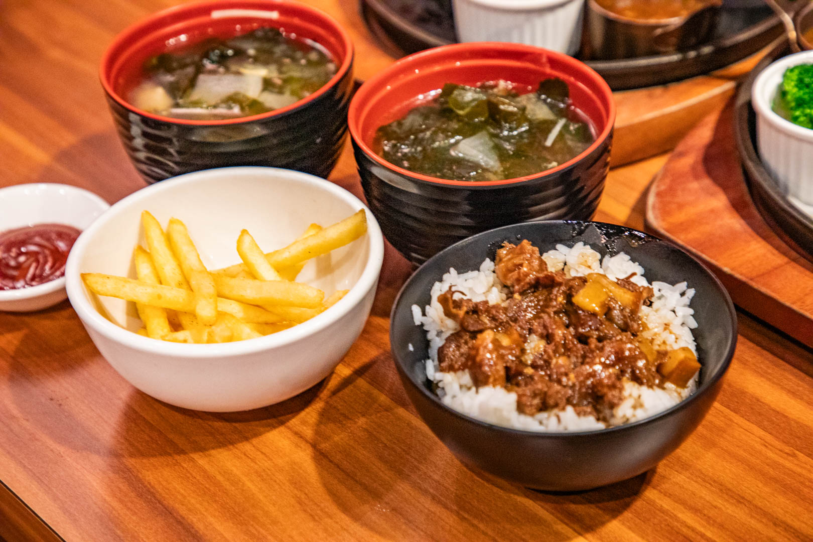 林口牛排,炙り庵steak牛排