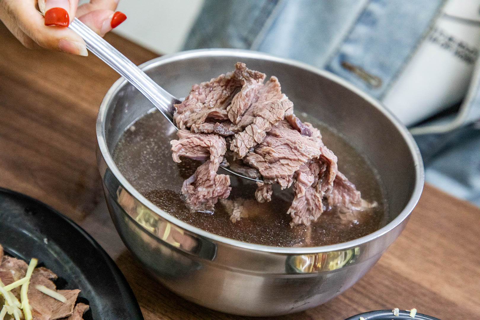 台南牛肉湯,阿杰溫體牛肉湯