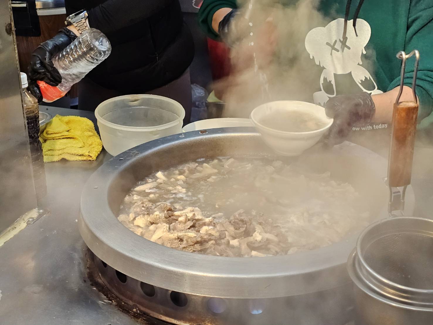 寧夏夜市美食,牛媽媽控肉飯（沙茶牛肉）