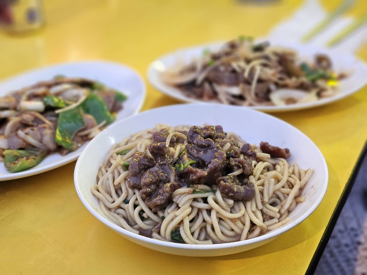 寧夏夜市美食,牛媽媽控肉飯（沙茶牛肉）