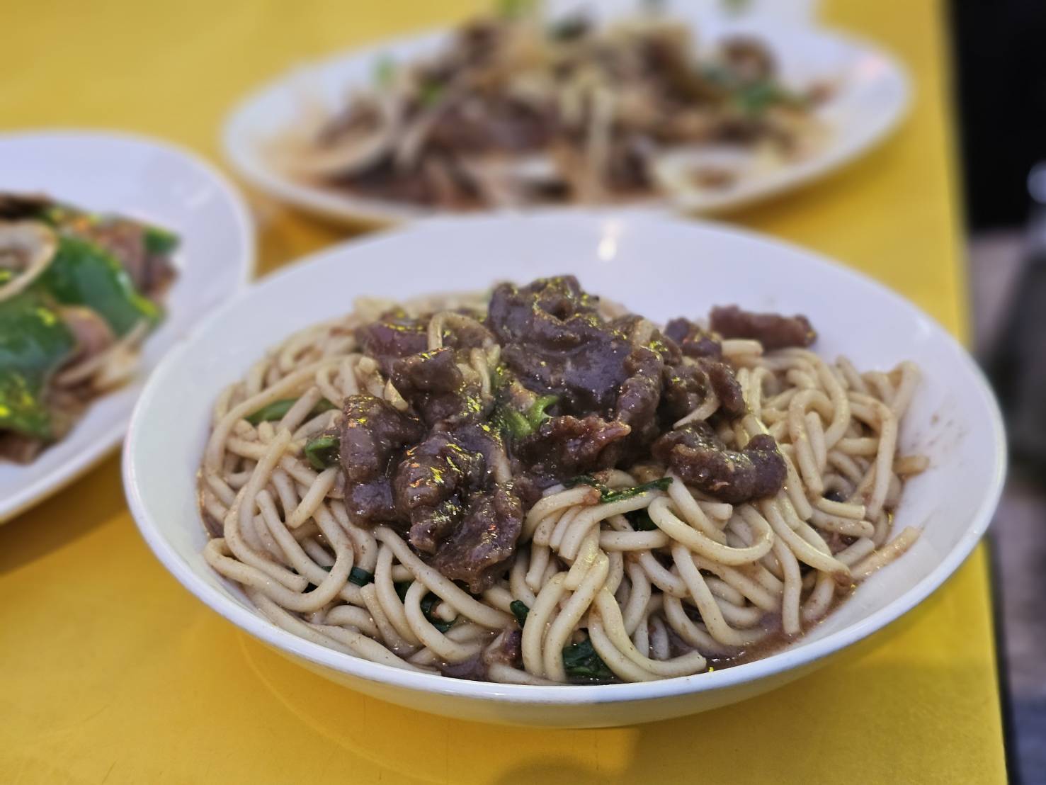 寧夏夜市美食,牛媽媽控肉飯（沙茶牛肉）