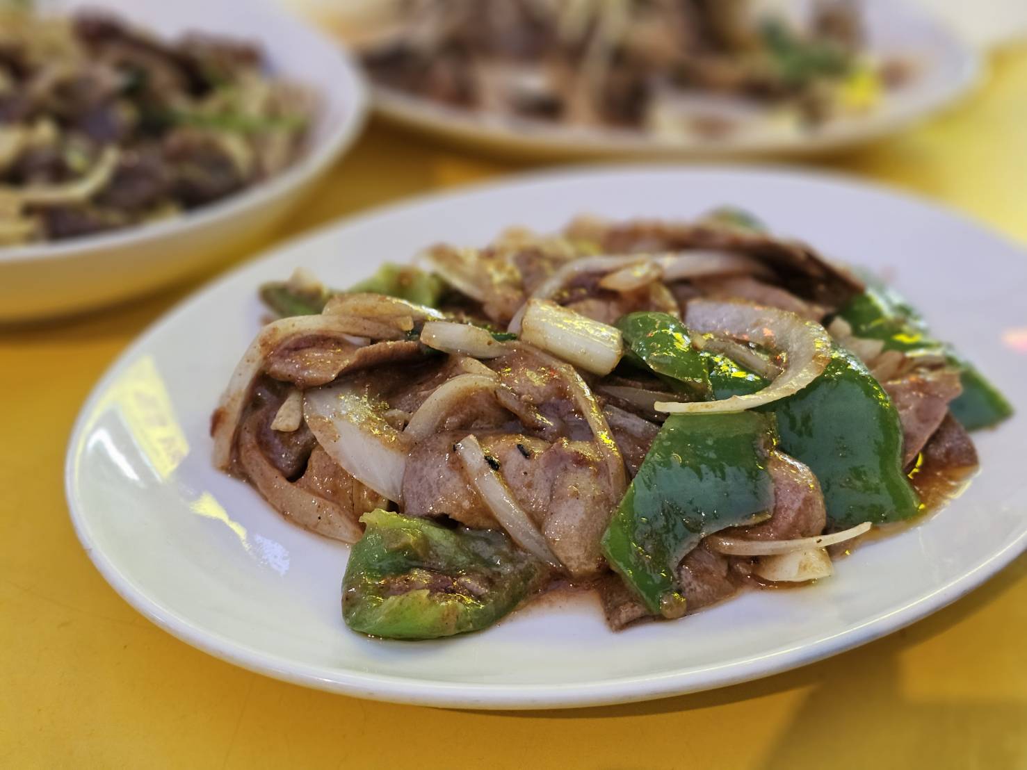 寧夏夜市美食,牛媽媽控肉飯（沙茶牛肉）