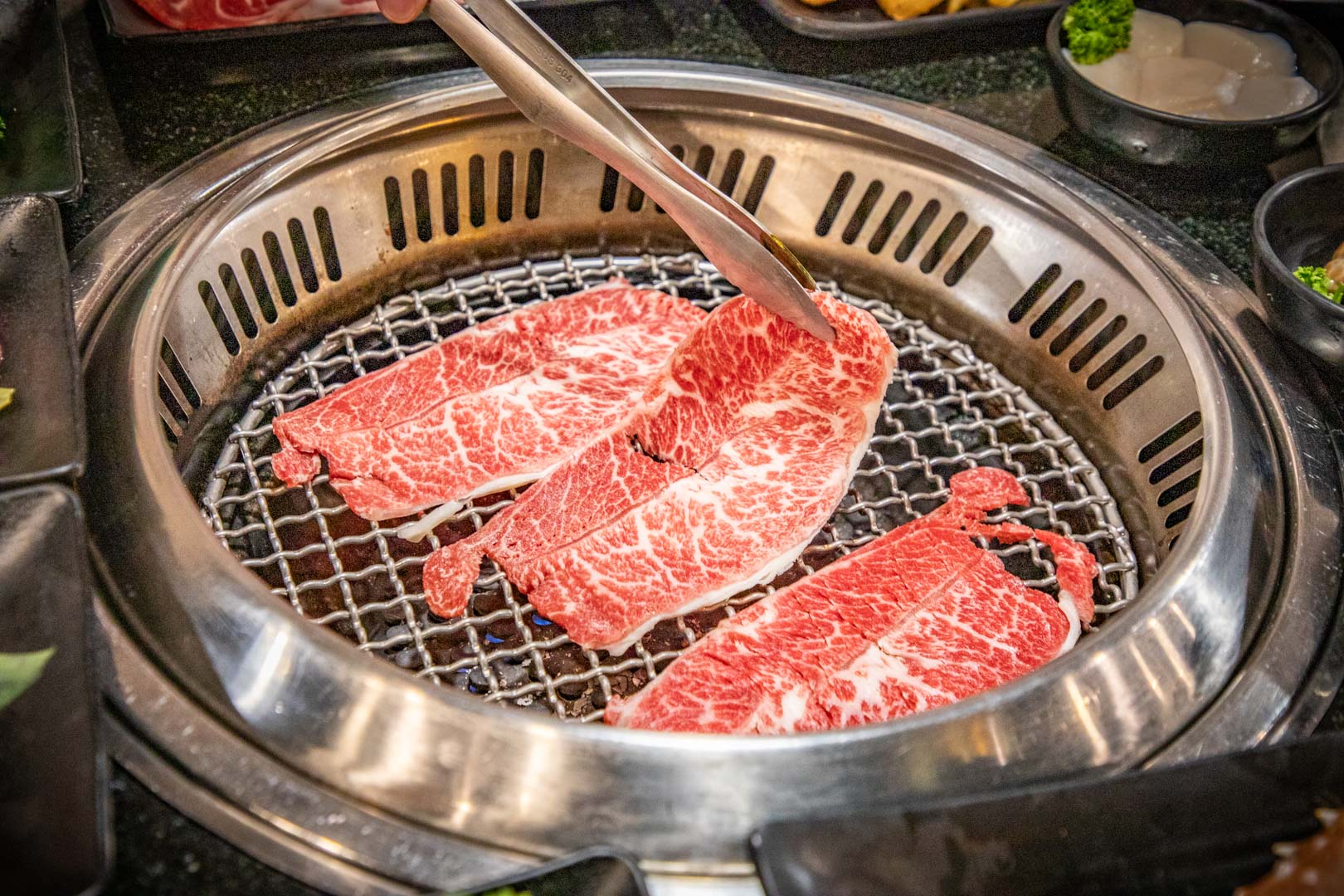 桃園和牛吃到飽,三柒燒肉專門店-桃園藝文店
