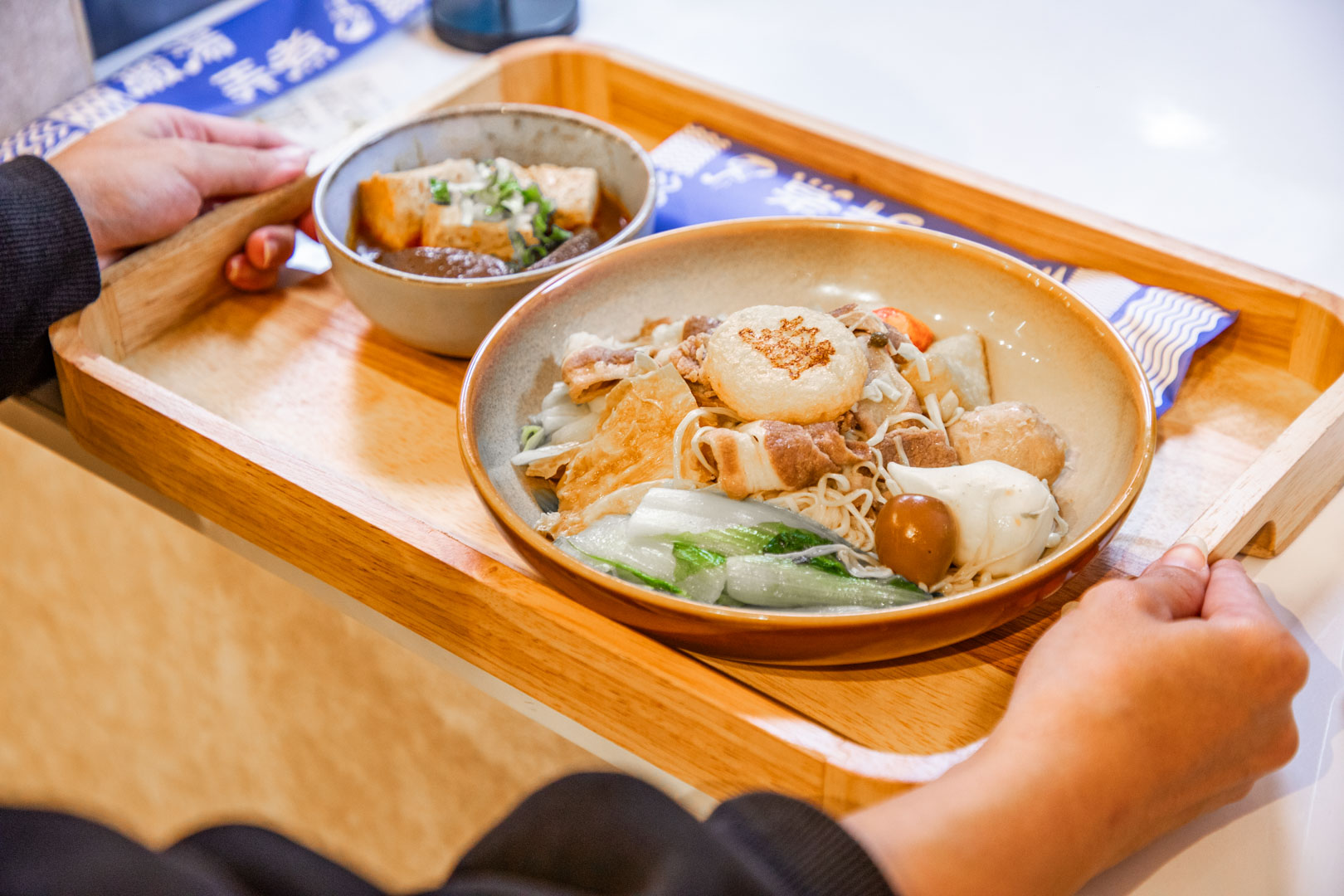台北小火鍋,搬湯弄煮-台北八德店
