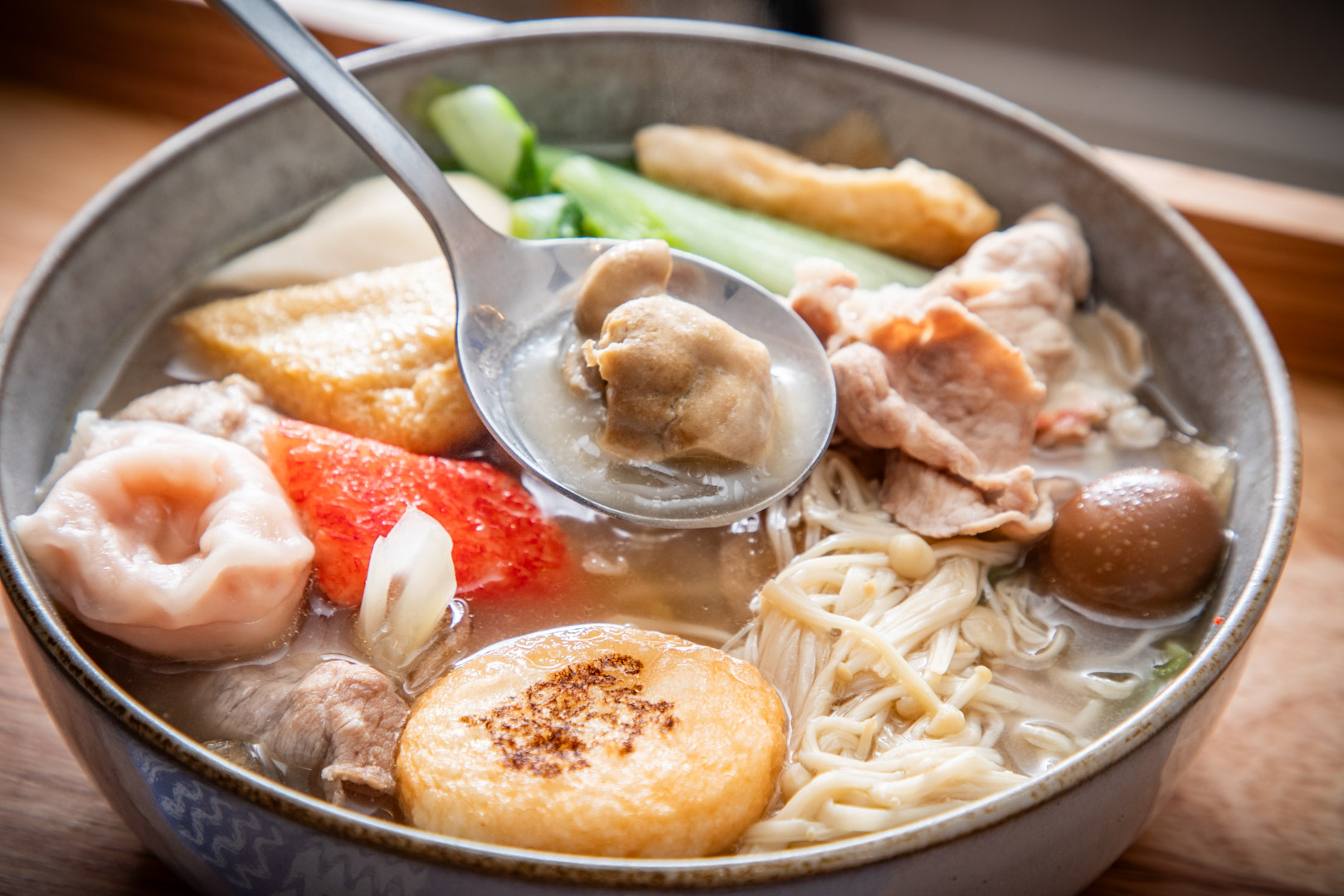 台北小火鍋,搬湯弄煮-台北八德店