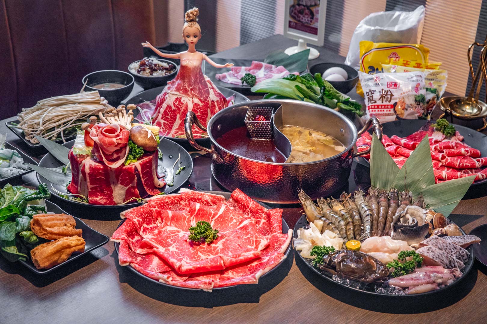 桃園麻辣鍋吃到飽,超夯川麻辣鍋桃園愛買店