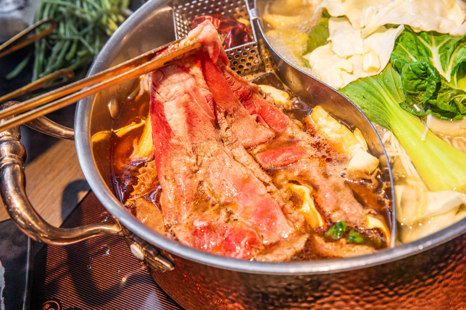 桃園麻辣鍋吃到飽,超夯川麻辣鍋桃園愛買店