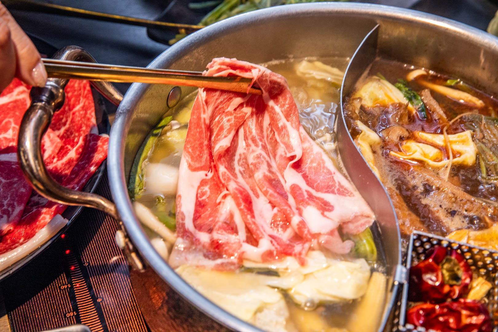 桃園麻辣鍋吃到飽,超夯川麻辣鍋桃園愛買店