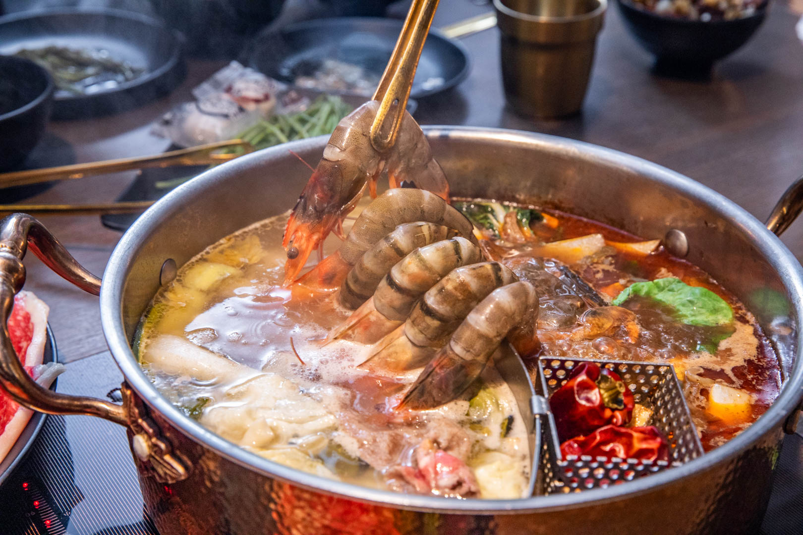 桃園麻辣鍋吃到飽,超夯川麻辣鍋桃園愛買店