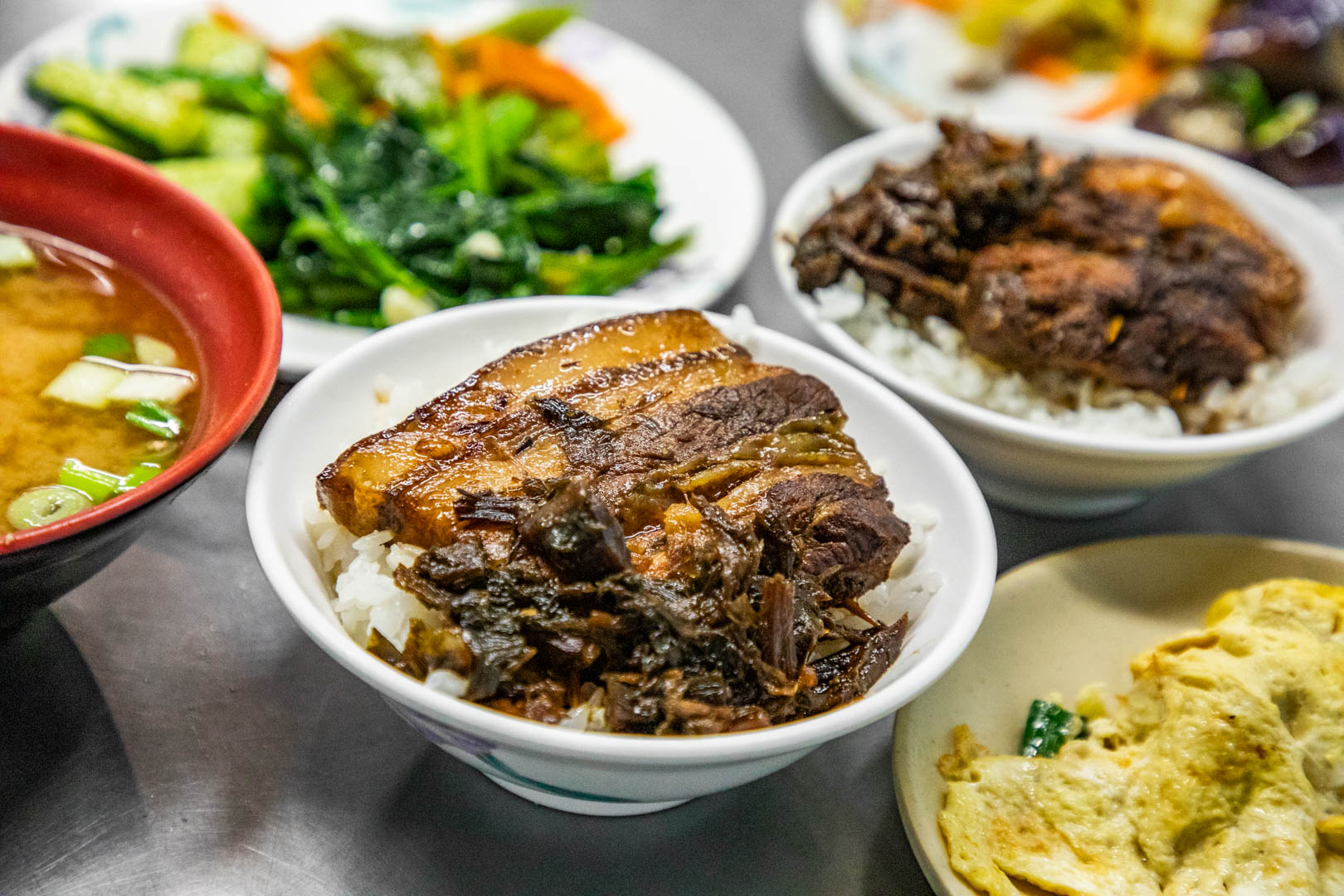 彰化美食,彰化爌肉飯,員林美食,阿成梅干扣肉,員林梅干扣肉,員林宵夜 @大手牽小手。玩樂趣