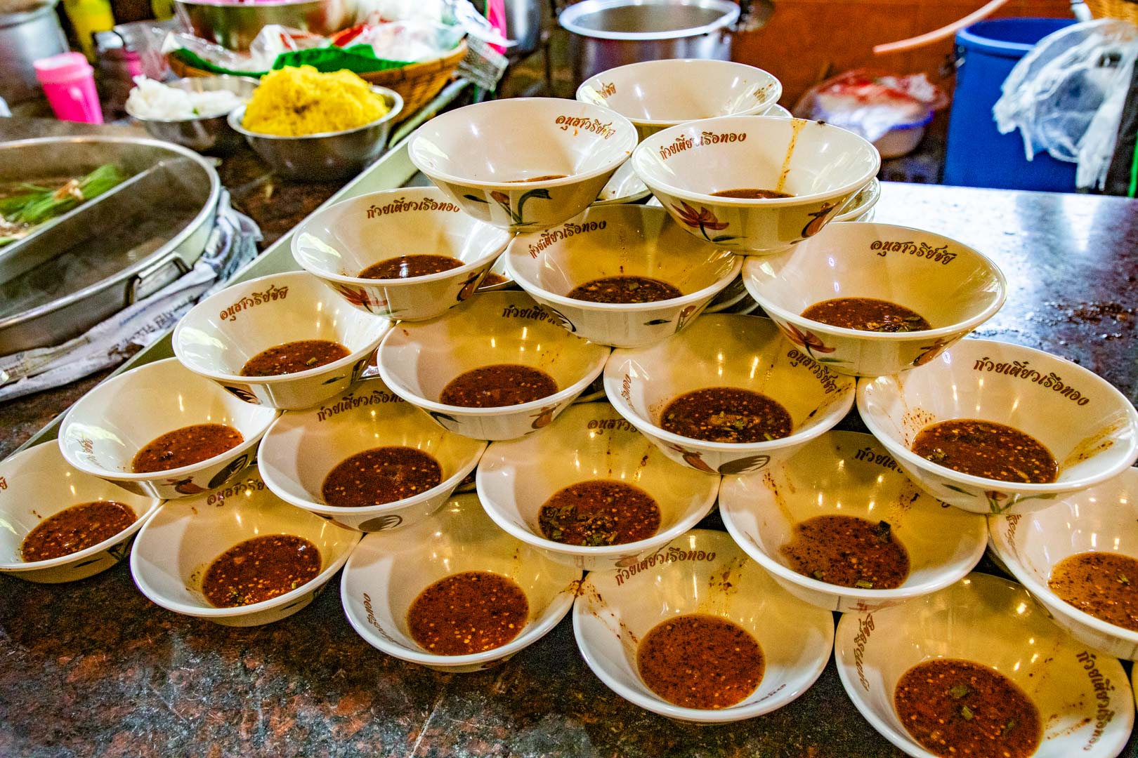 曼谷美食,曼谷小吃,曼谷船麵,Rua Thong Noodle